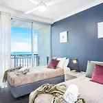2 Bedroom 1 Bathroom Apartment - Centre Of Surfers Paradise, Chevron Renaissance