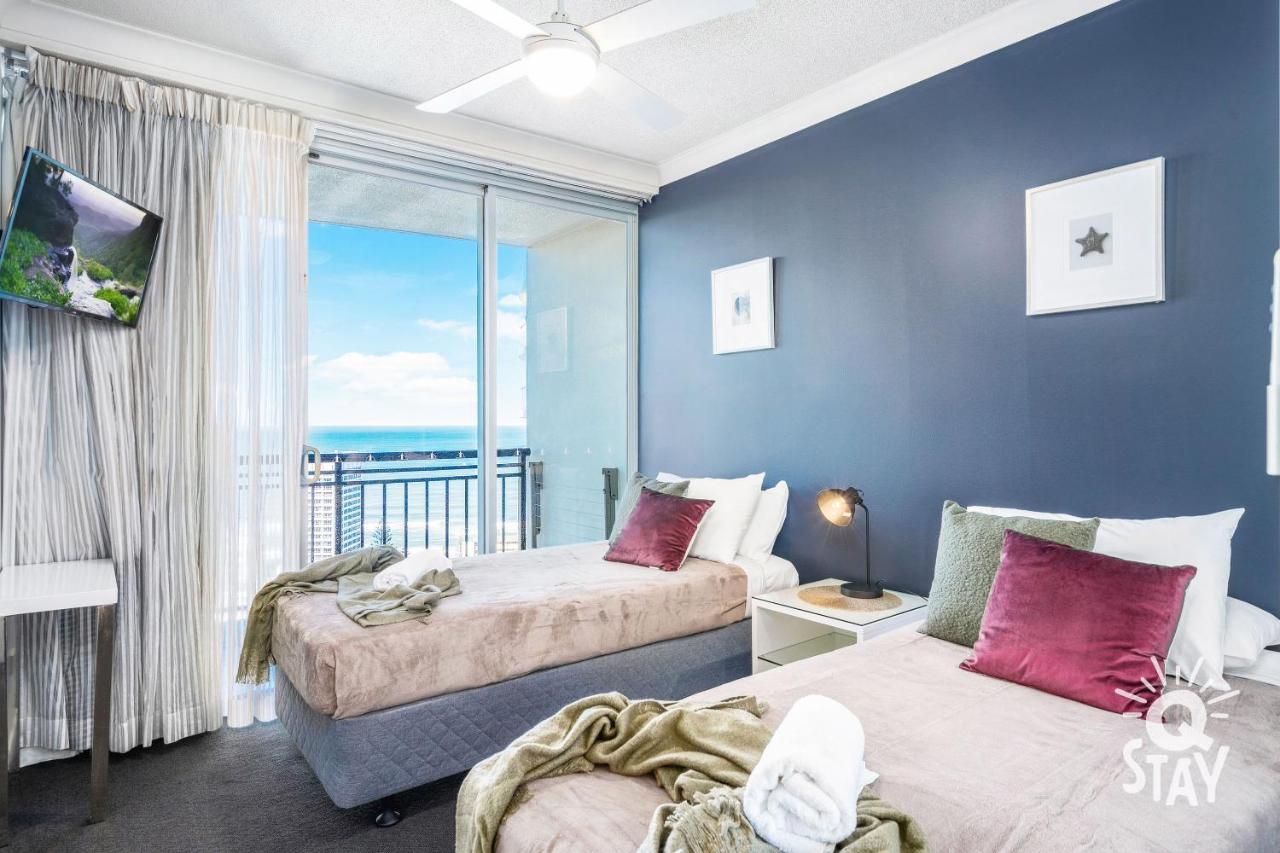2 Bedroom 1 Bathroom - Centre Of Surfers Paradise, Chevron Renaissance