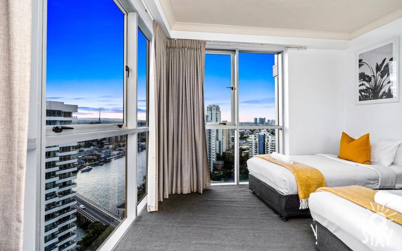 2 Bedroom 1 Bathroom - Centre Of Surfers Paradise, Chevron Renaissance * Gold Coast