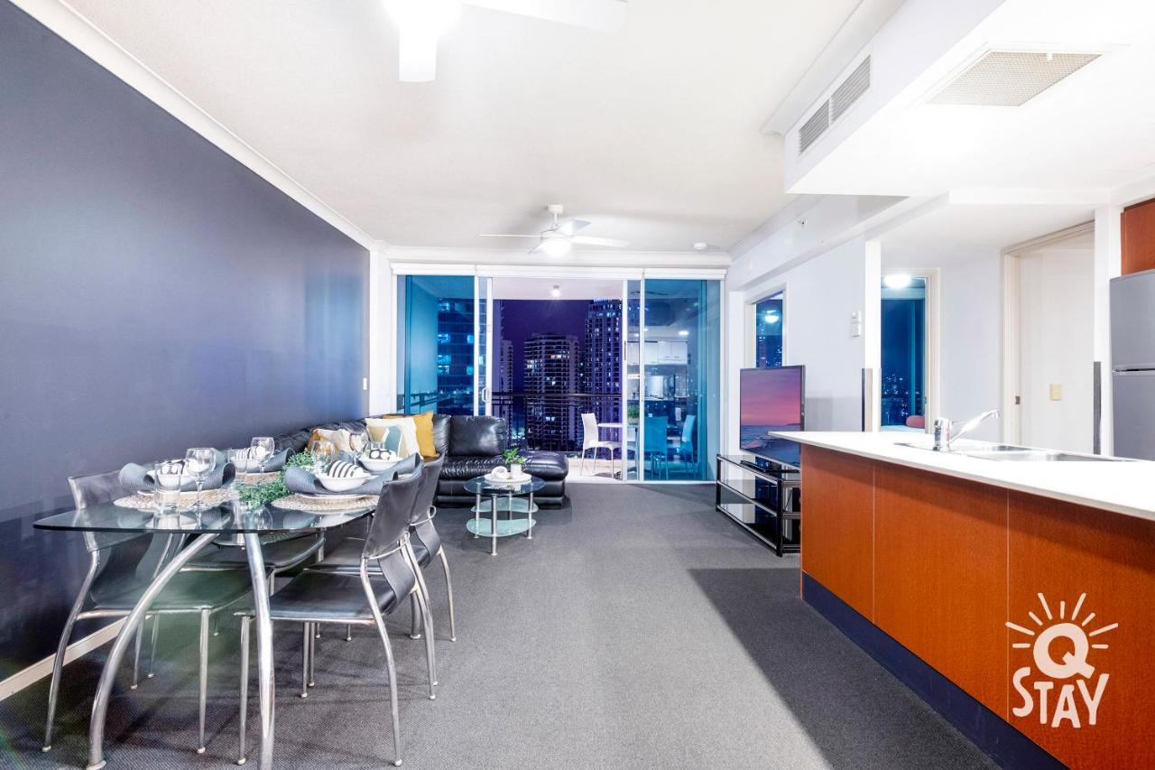 2 Bedroom 1 Bathroom - Centre Of Surfers Paradise, Chevron Renaissance