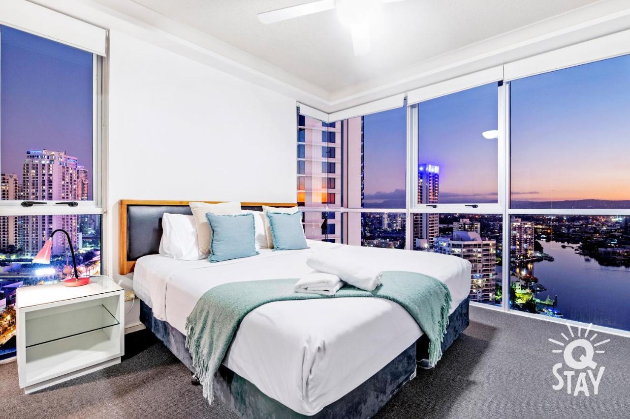 Apartment 2 Bedroom 1 Bathroom - Centre Of Surfers Paradise, Chevron Renaissance