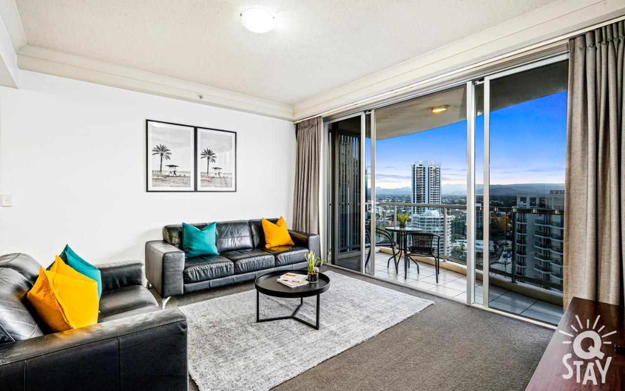 2 Bedroom 1 Bathroom - Centre Of Surfers Paradise, Chevron Renaissance *